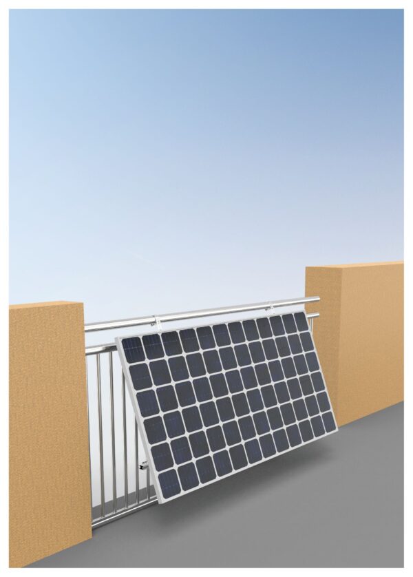 PV-module gemonteerd op een reling